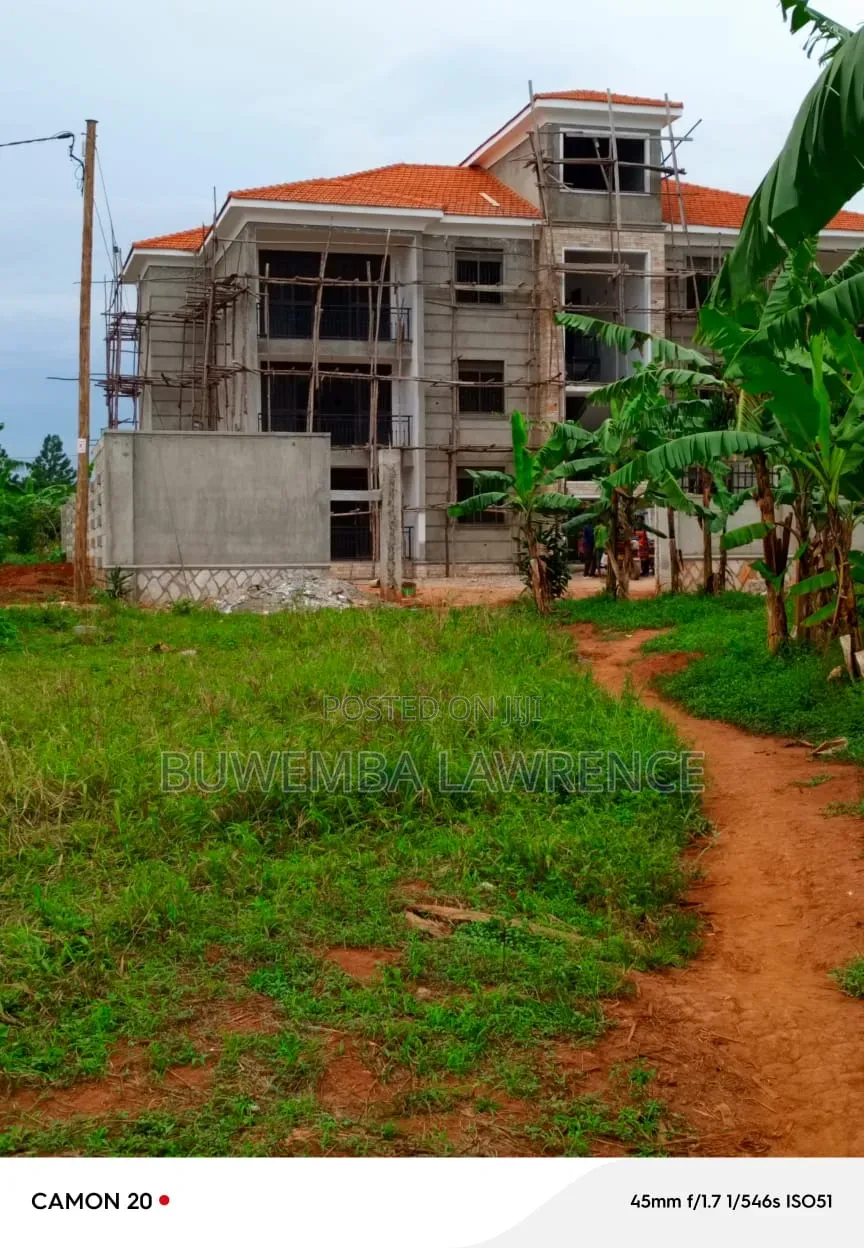 Land image